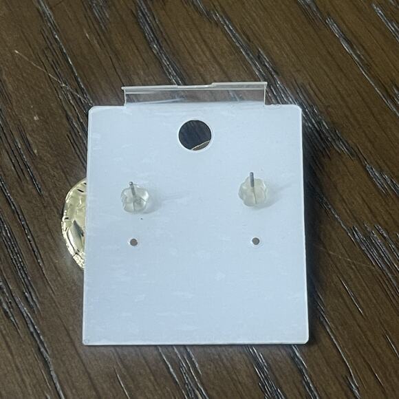 Vintage Goldtone Heart Earrings Fashion Post Novelty Love Valentines Jewelry - Picture 2 of 4